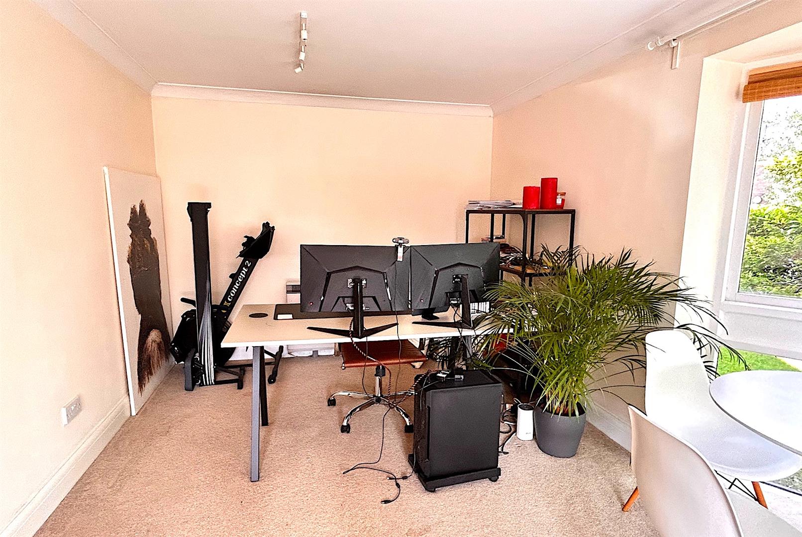 2 bed property in Station Road, Henley-On-Thames